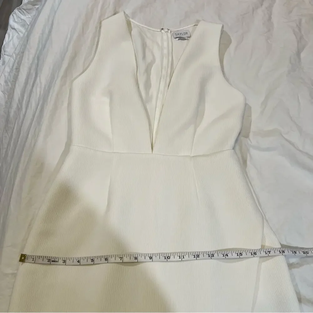 Saylor Plunge Neck Sleeveless Sheath Dress M White